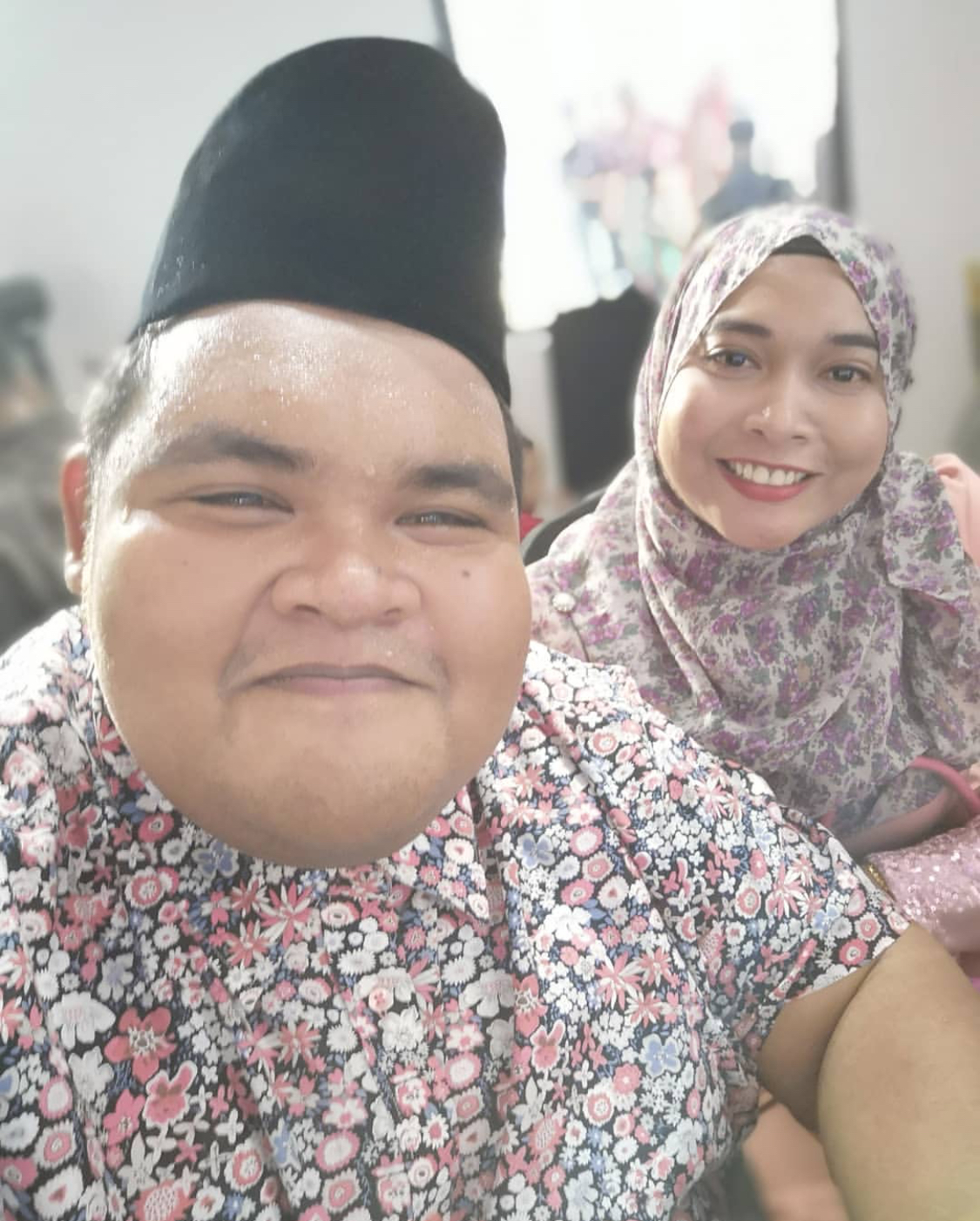 Instagram @abam_bocik Gementar nak beraya di rumah keluarga masing-masing.